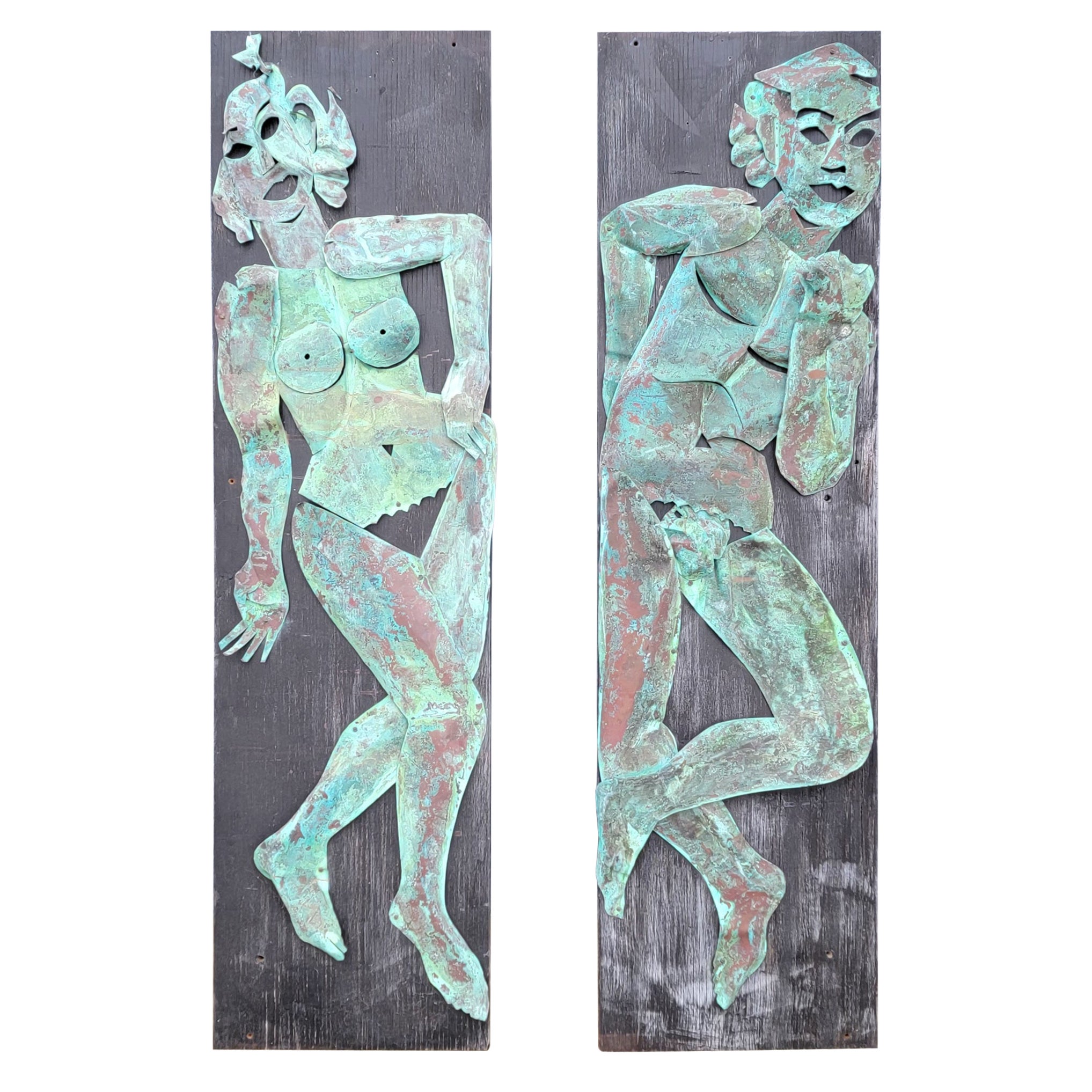 Sculpture murale en cuivre - Figures de nus masculines et féminines