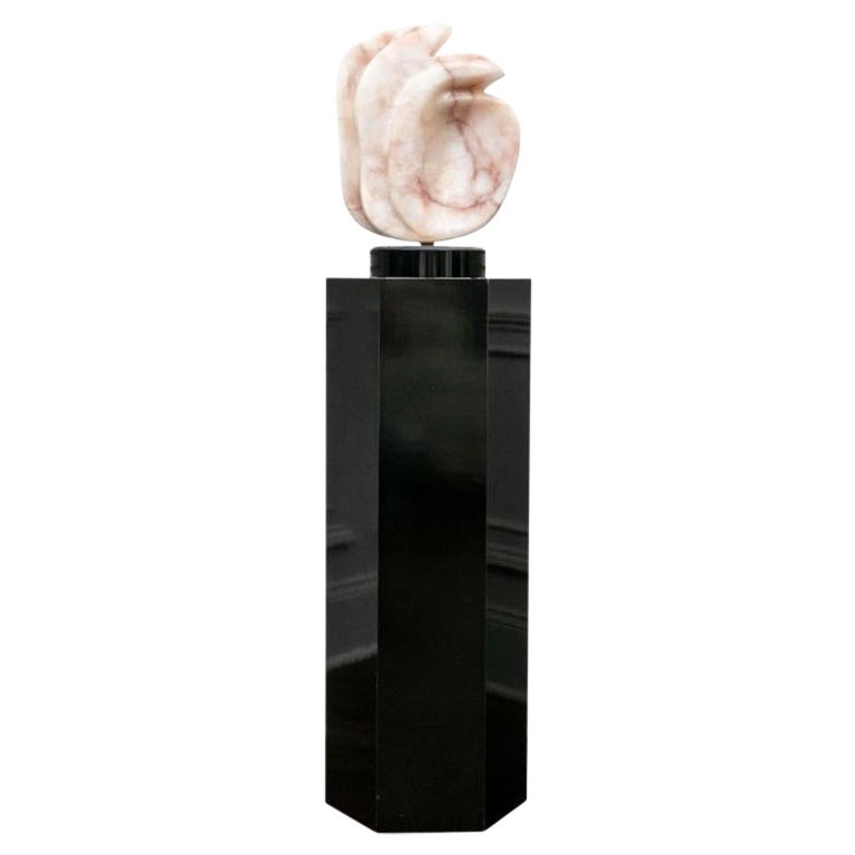Saleh Mouallem (US, 1921-2014) Rosa Alabaster-Abstrakte Skulptur, „Love Birds“