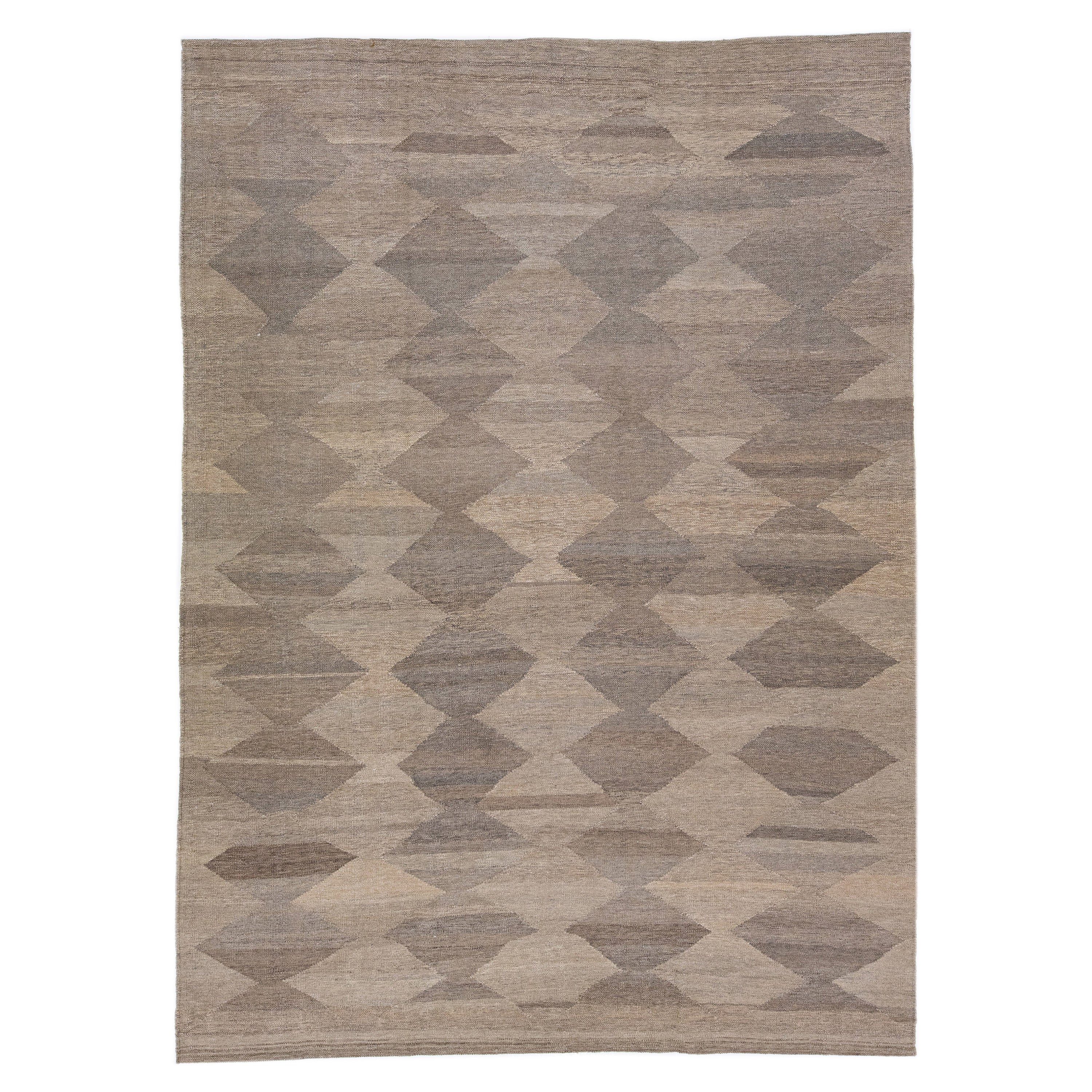 Brown Flatweave Modern Kilim Wool Rug with Geometric Pattern For Sale