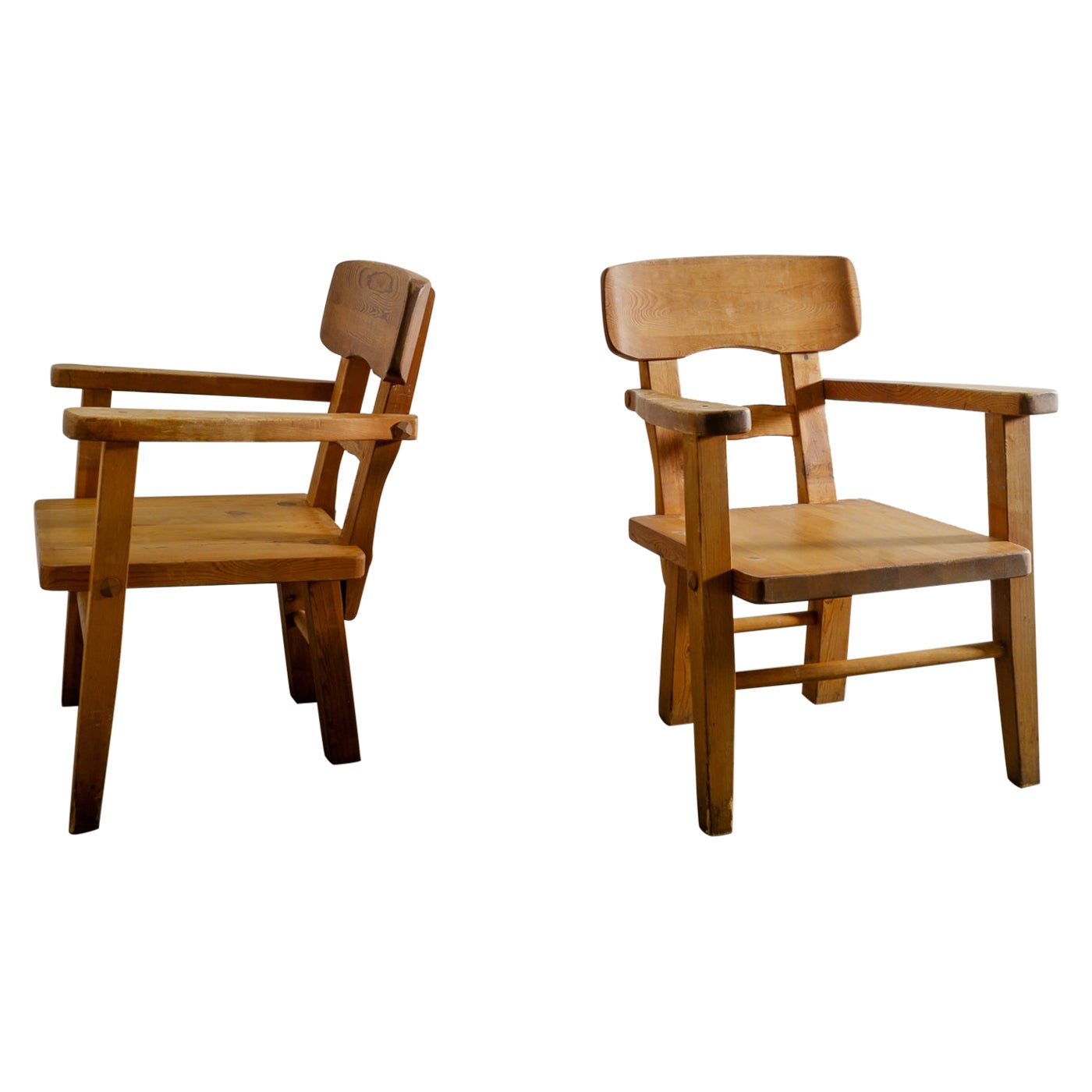 Pair of Swedish Brutalist Armchairs in Stained Pine Produced by Vemdalia, 1970s