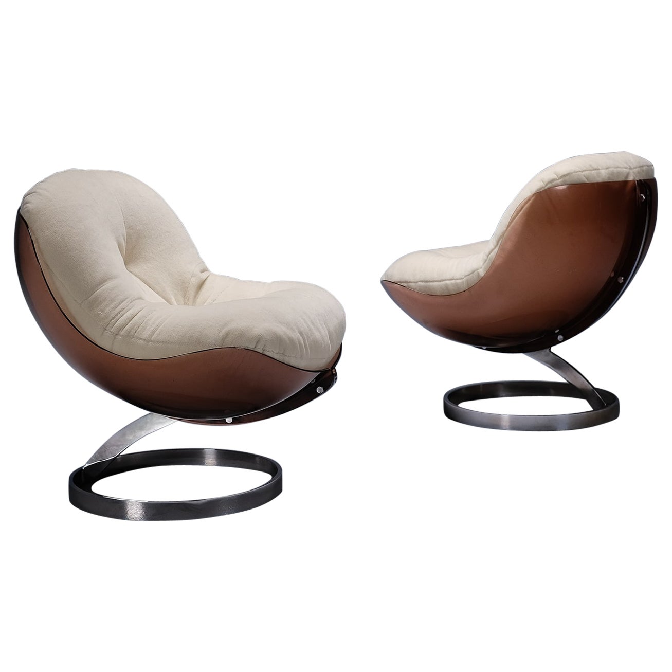 Pair of Sphère Low Chairs by Boris Tabacoff. Ed. M.M.M