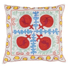 Splendid Silk Hand Embroidery Uzbek Suzani Textile Cushion Cover