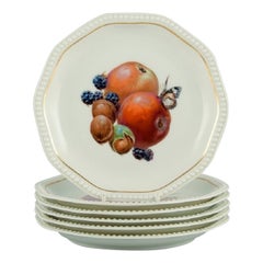 Rosenthal, Allemagne, six assiettes peintes à la main avec des fruits et des papillons