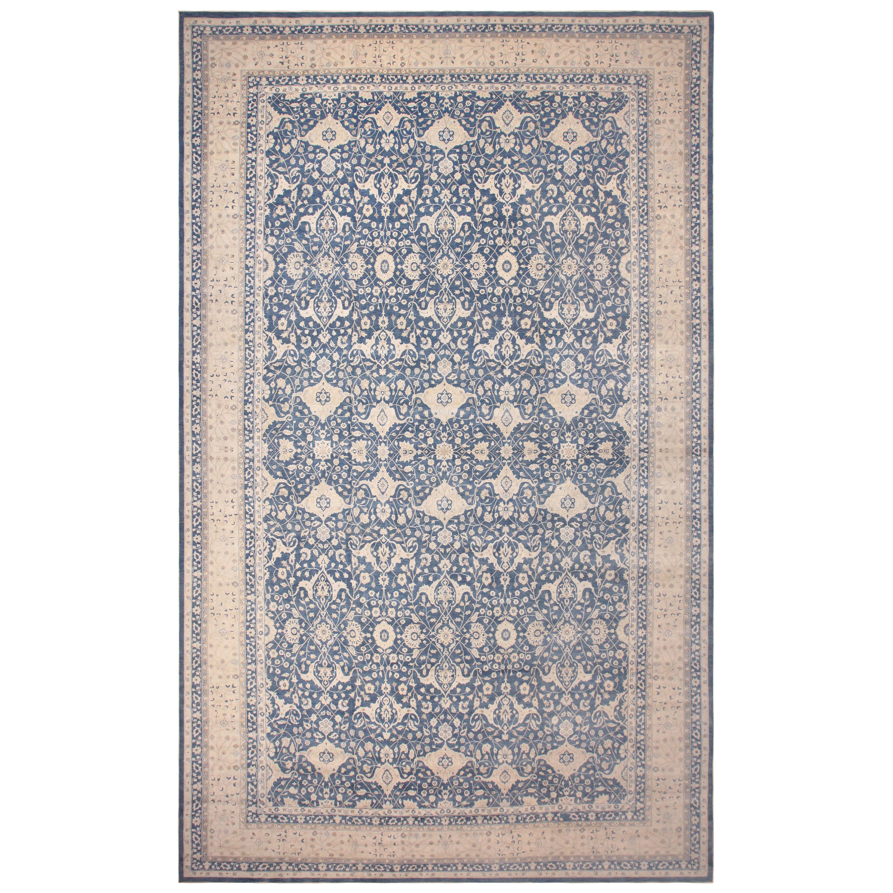 Nazmiyal Collection Oversized Modern Indian Agra Rug. 15 ft x 24 ft 9 in For Sale