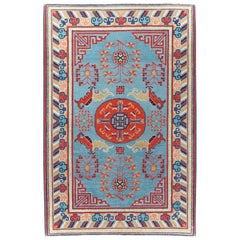 Tapis Khotan de la collection Galerie Shabab du milieu du 20e siècle du Turkestan oriental