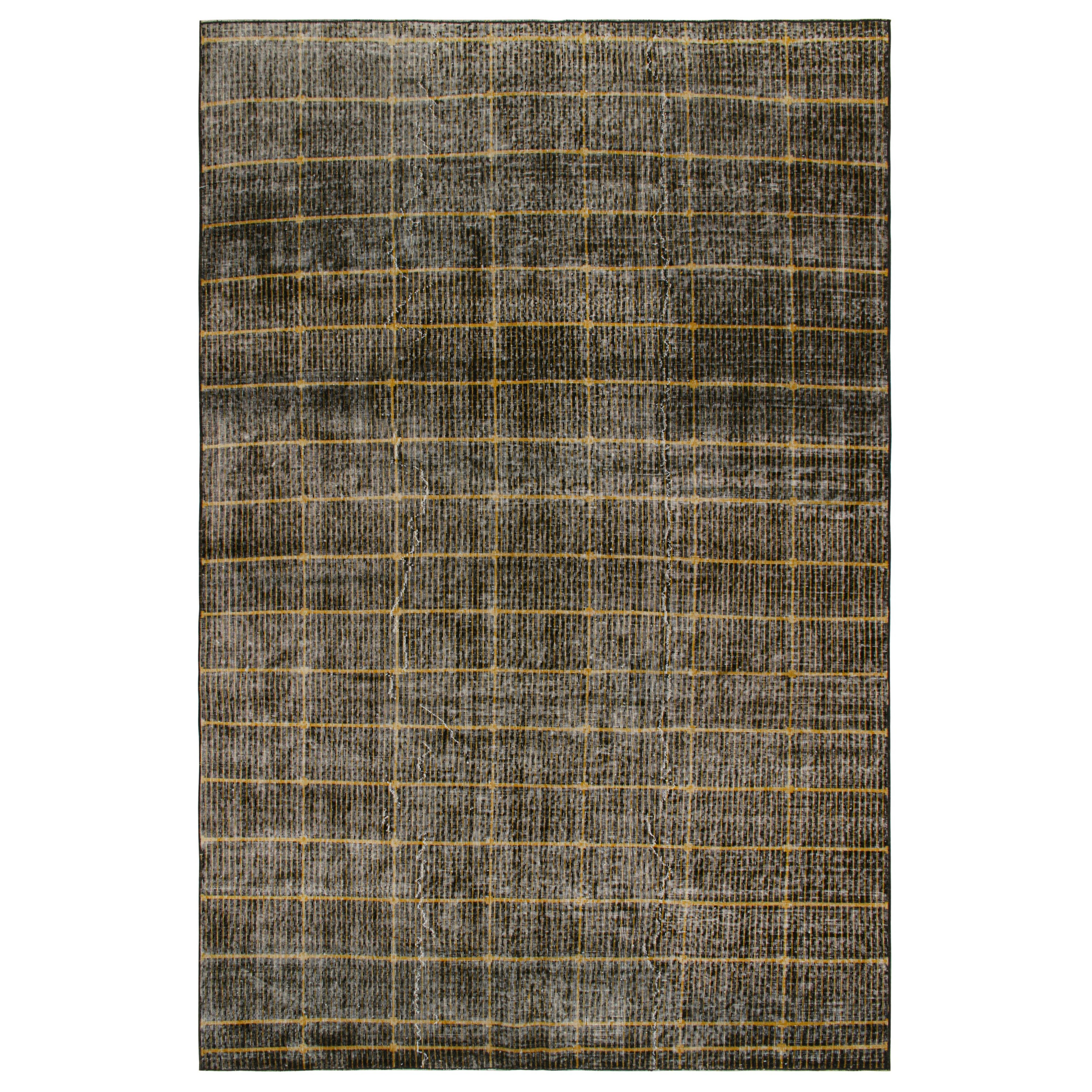 Tappeto vintage Zeki Müren nero con motivi geometrici dorati, di Rug & Kilim