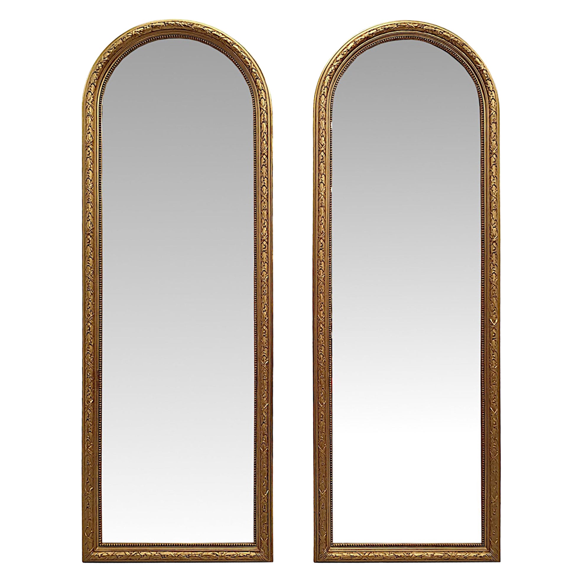 Very Rare and Fine Pair of 19th Century Giltwood Arch Top Pier Mirrors
