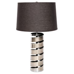 Lampe de bureau moderniste en forme de spirale torsadée en nickel satiné 