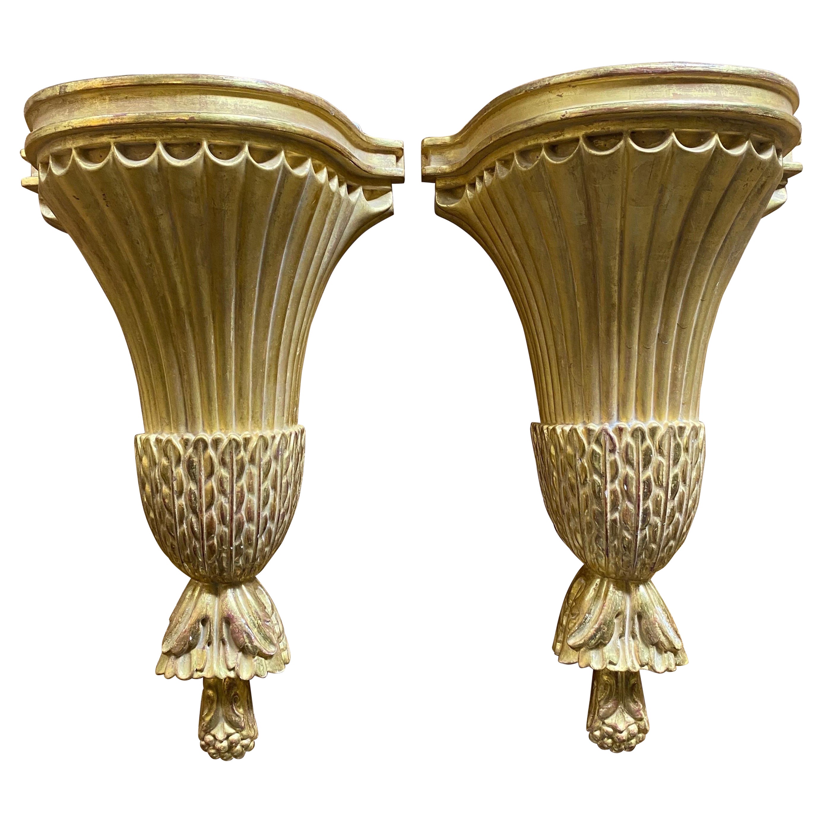 Pair of Vintage Gilded Wood Italian Wall Brackets For Sale at 1stDibs