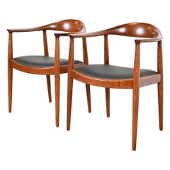 Vintage Hans Wegner for Johannes Hansen "the Chair" Oak and Leather Round Chairs, Pair