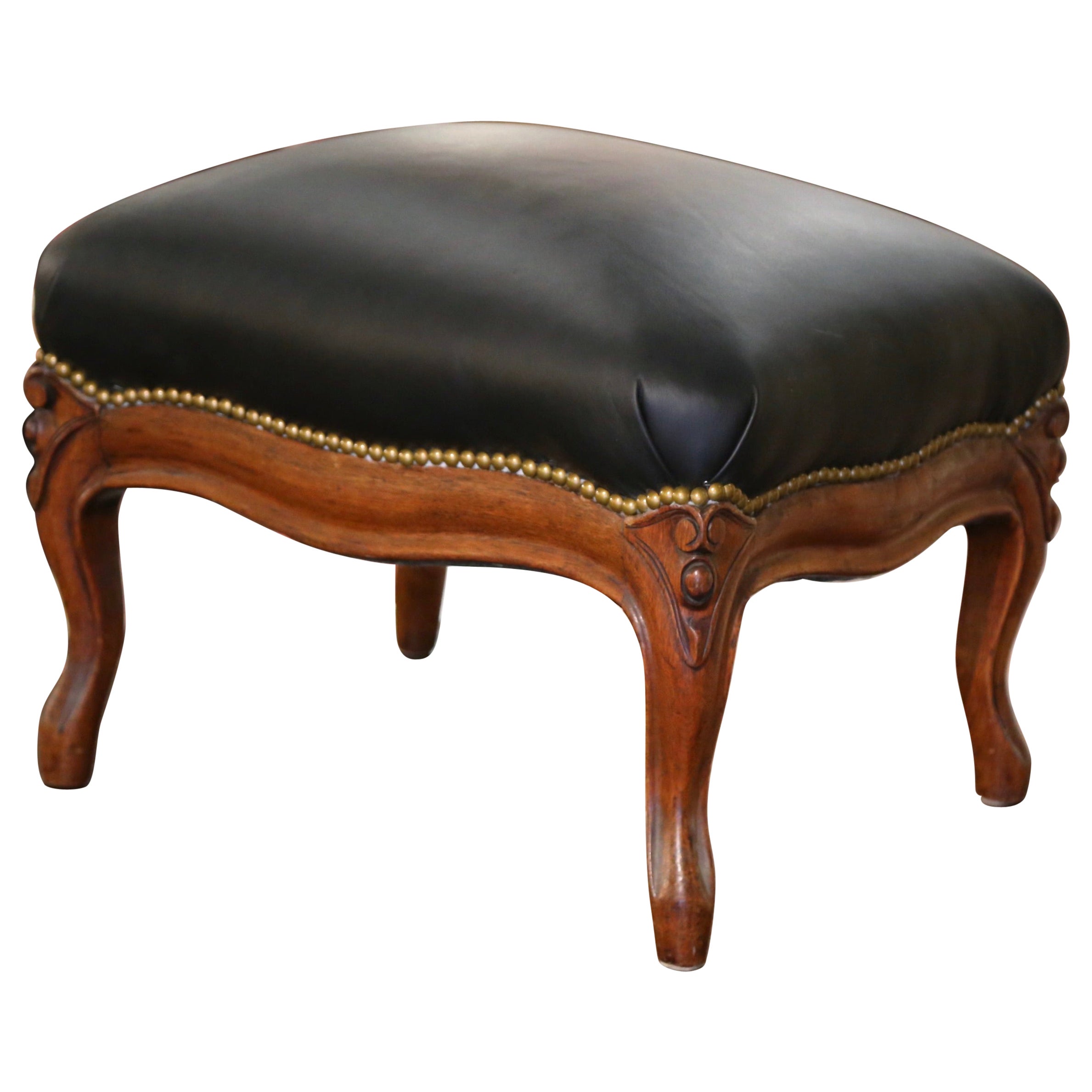 Early 20th Century French Louis XV Carved Oak Stool with Black Leather For Sale