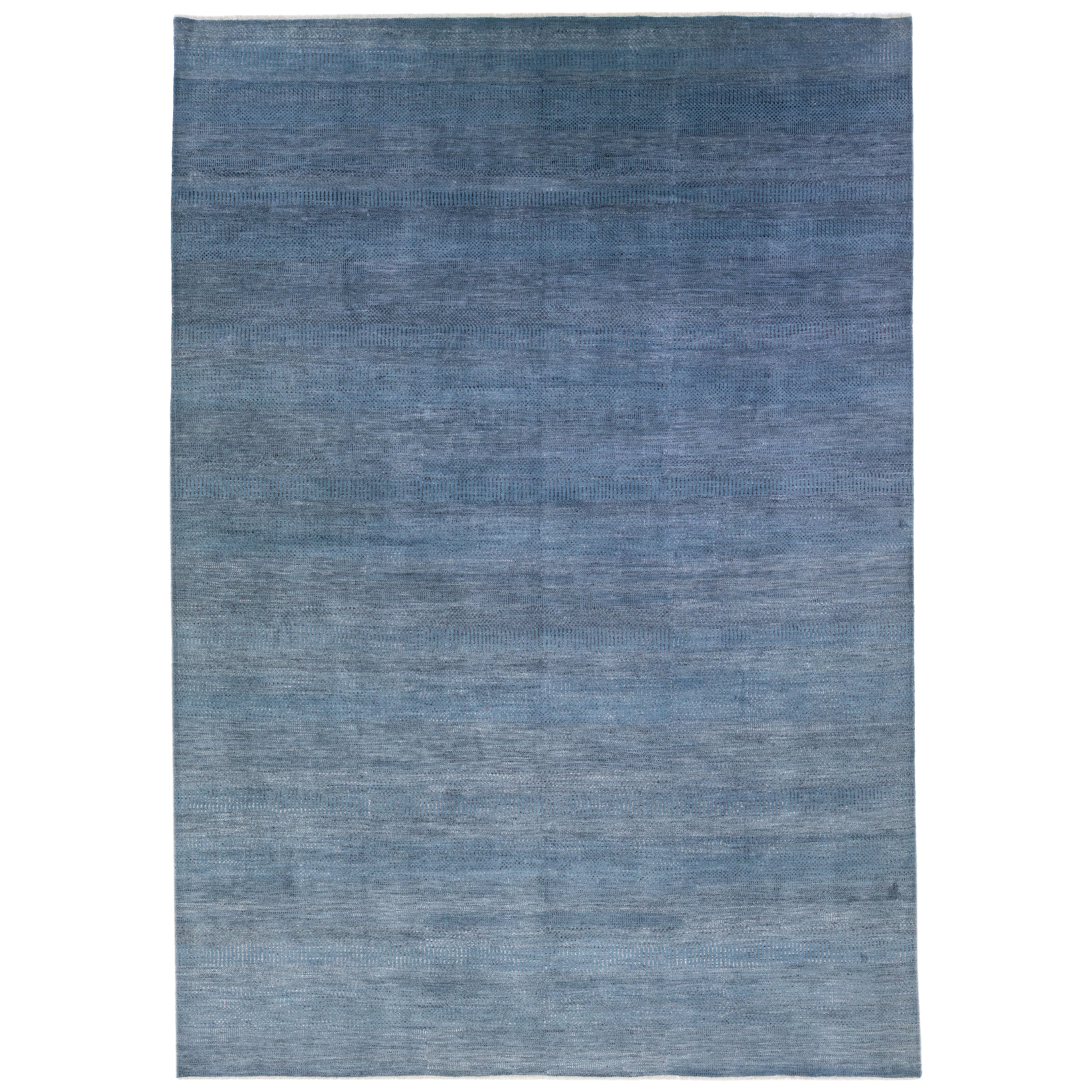 Room Size Modern Savannah Wool Rug with Blue Geometric Design For Sale
