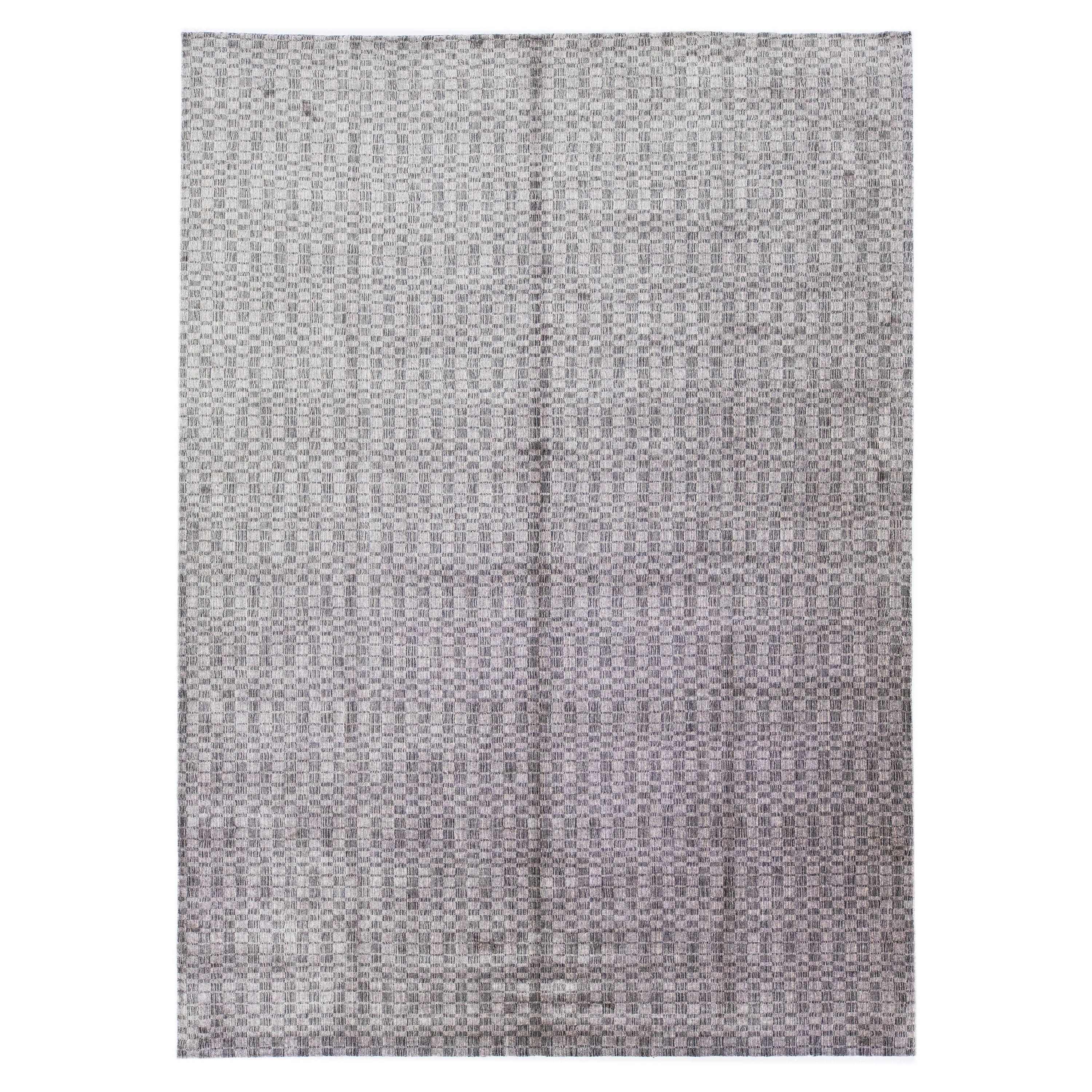 Modern Wool & Silk Gray Rug Handmade with Geometric Design For Sale