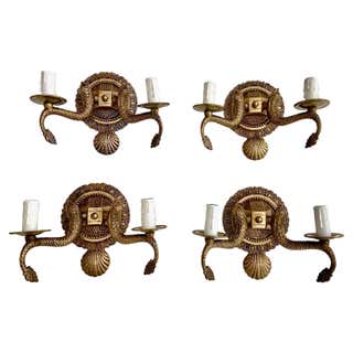 Simple and Elegant Seashell Sconce For Sale at 1stDibs