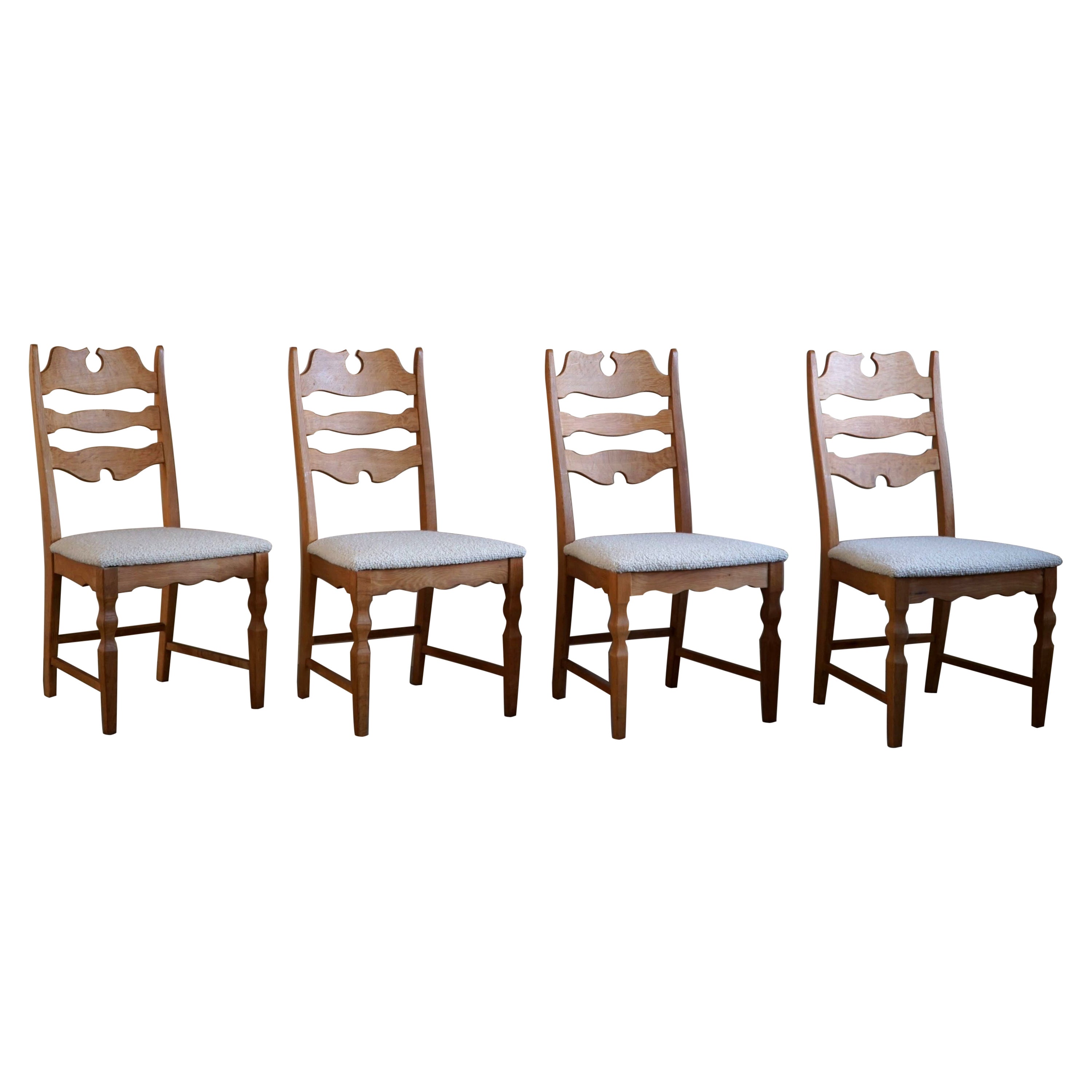 Set of 4 Highback "Razorblade" Chairs in Oak & Bouclé, Henning Kjærnulf, 1960s For Sale