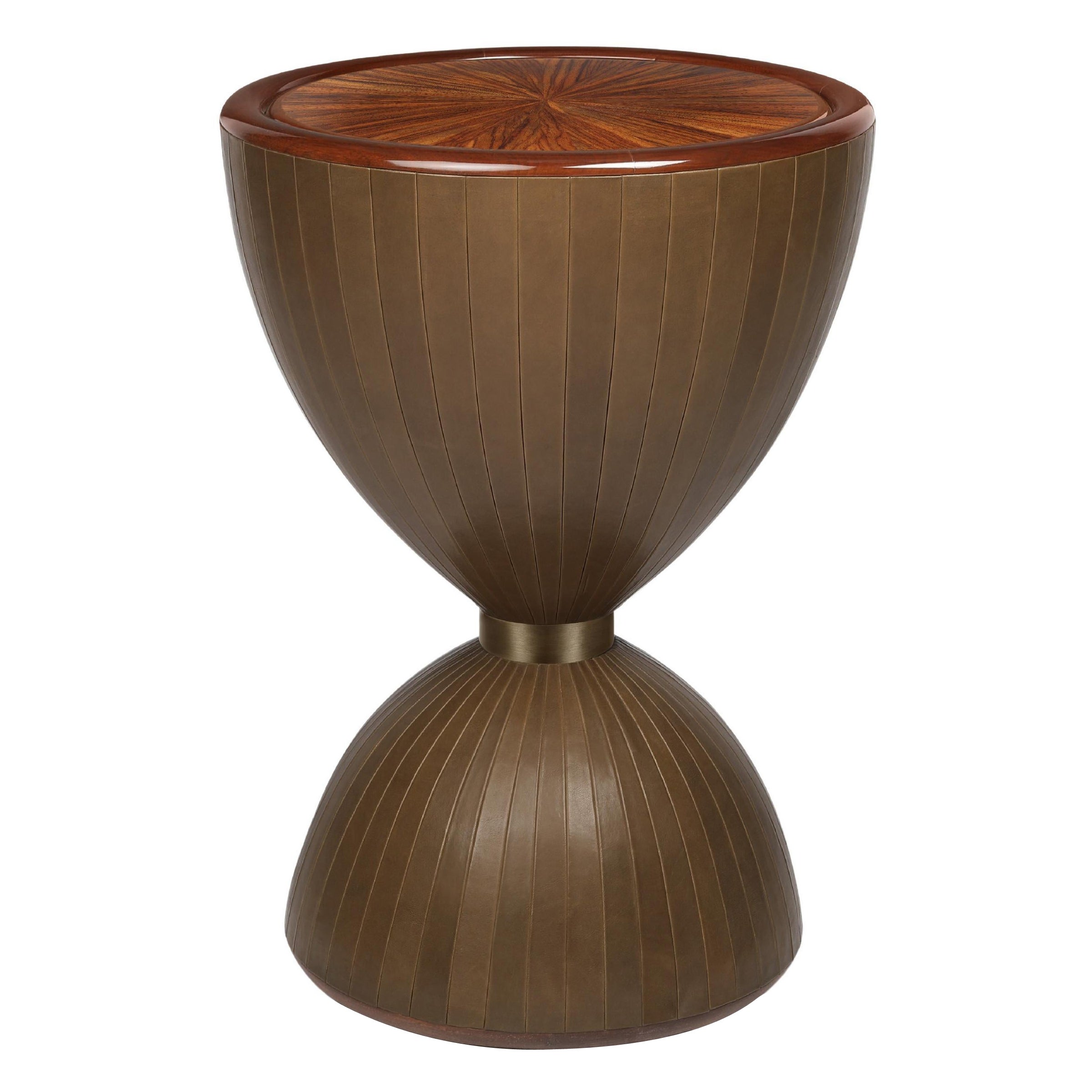 Table d'appoint IDA fabriquée en cuir par Madheke