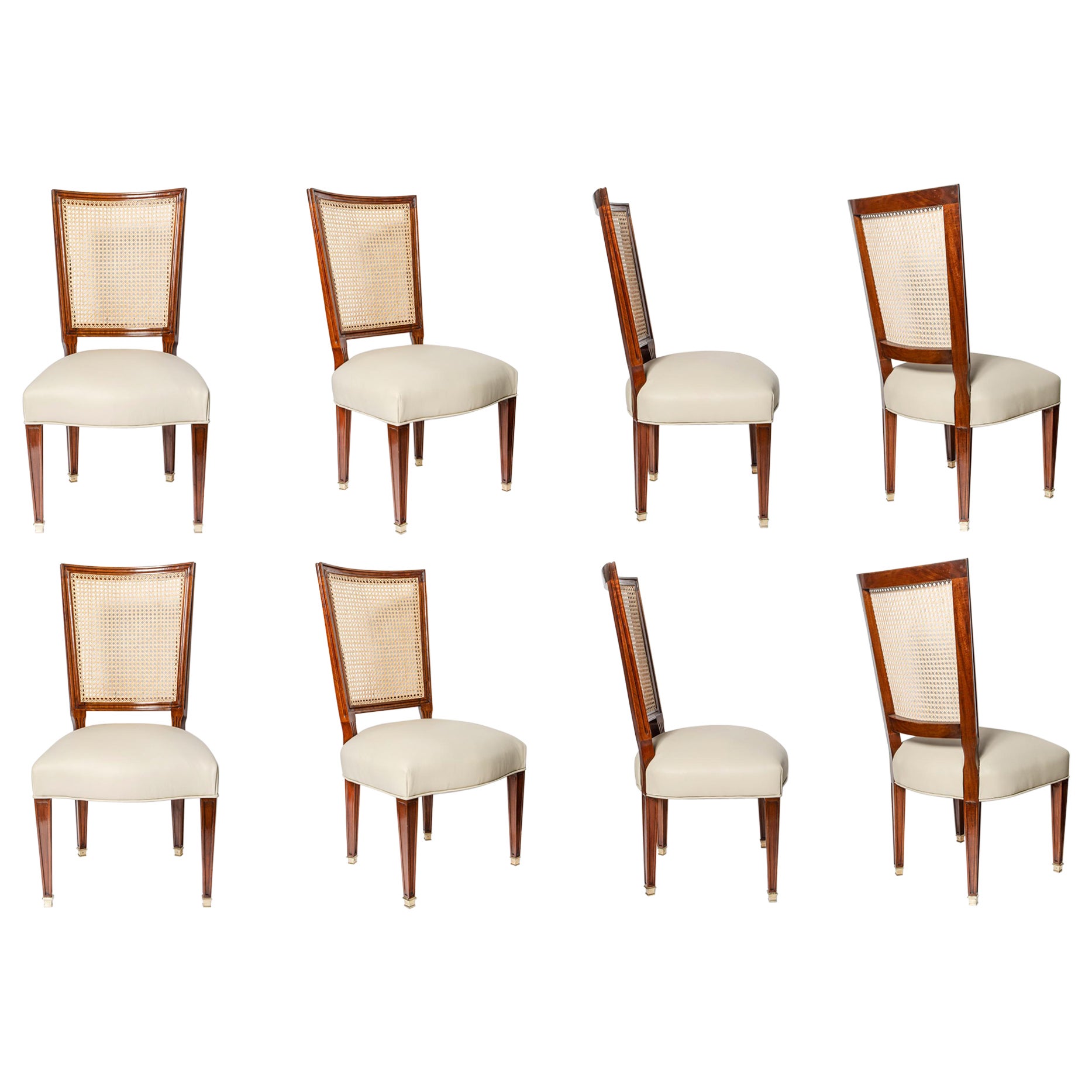 Ensemble de huit chaises en bois, rotin et cuir de Casa Comte, Argentine, 1940.