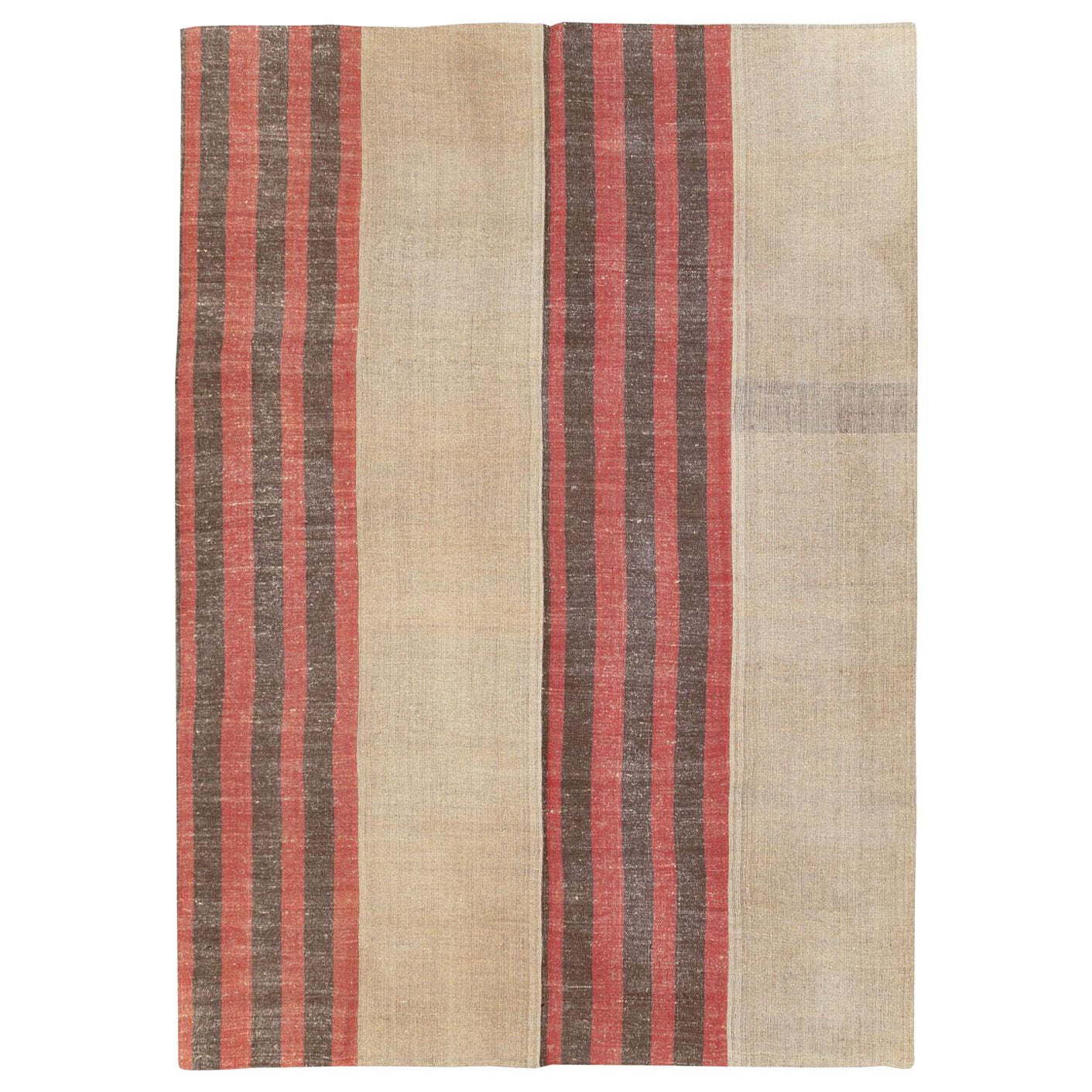 Galerie Shabab Kollektion Türkischer Flachgewebe-Kelim-Teppich in Zimmergröße aus der Mitte des 20. Jahrhunderts