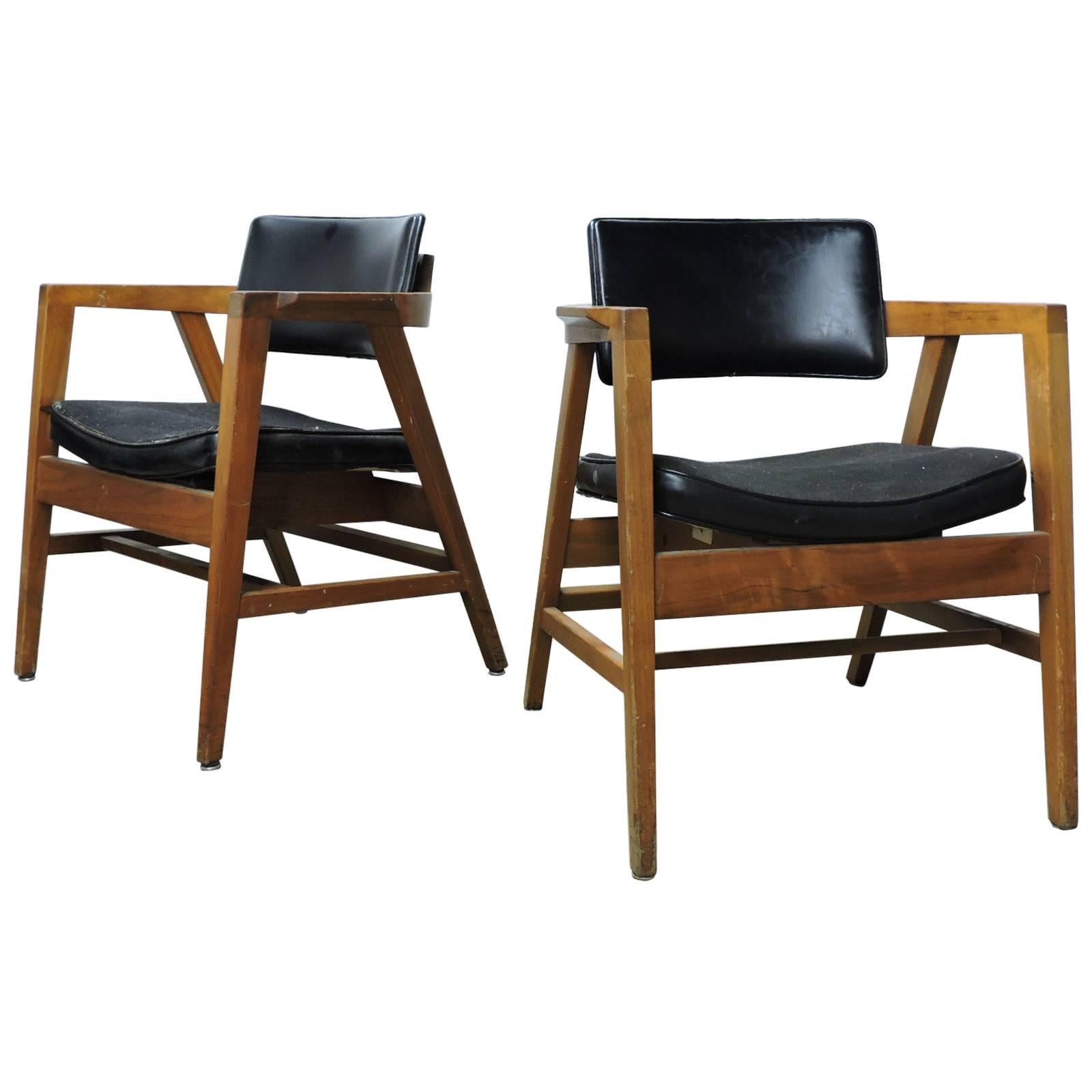 Mid-20th Century American Modern Lounge Chairs by Gunlocke