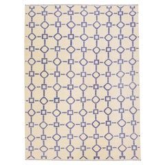 Tapis Kilim moderne en laine ivoire tissé à plat avec motif géométrique