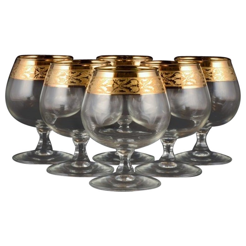 Sechs Brandy-Gläser aus klarem Kunstglas mit goldenem Rand, italienisches Design