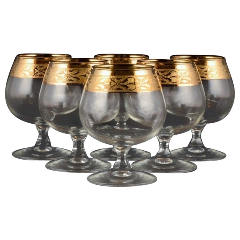 Diseño Italiano, Seis Copas de Brandy en Vidrio Artístico Transparente con Borde Dorado