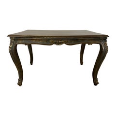Table basse peinte de style provincial Louis XV