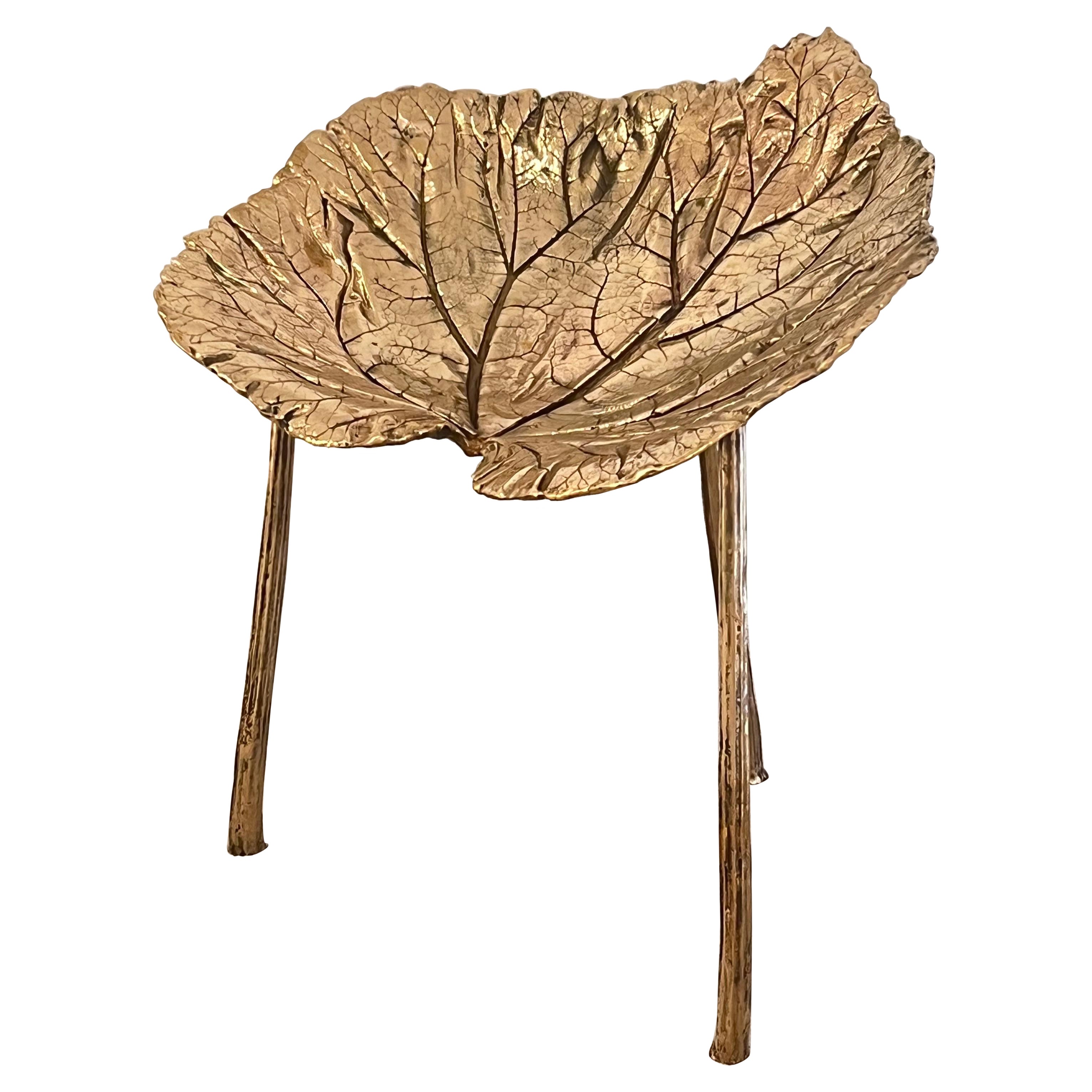 Grand tabouret en bronze de Clotilde Ancarani 