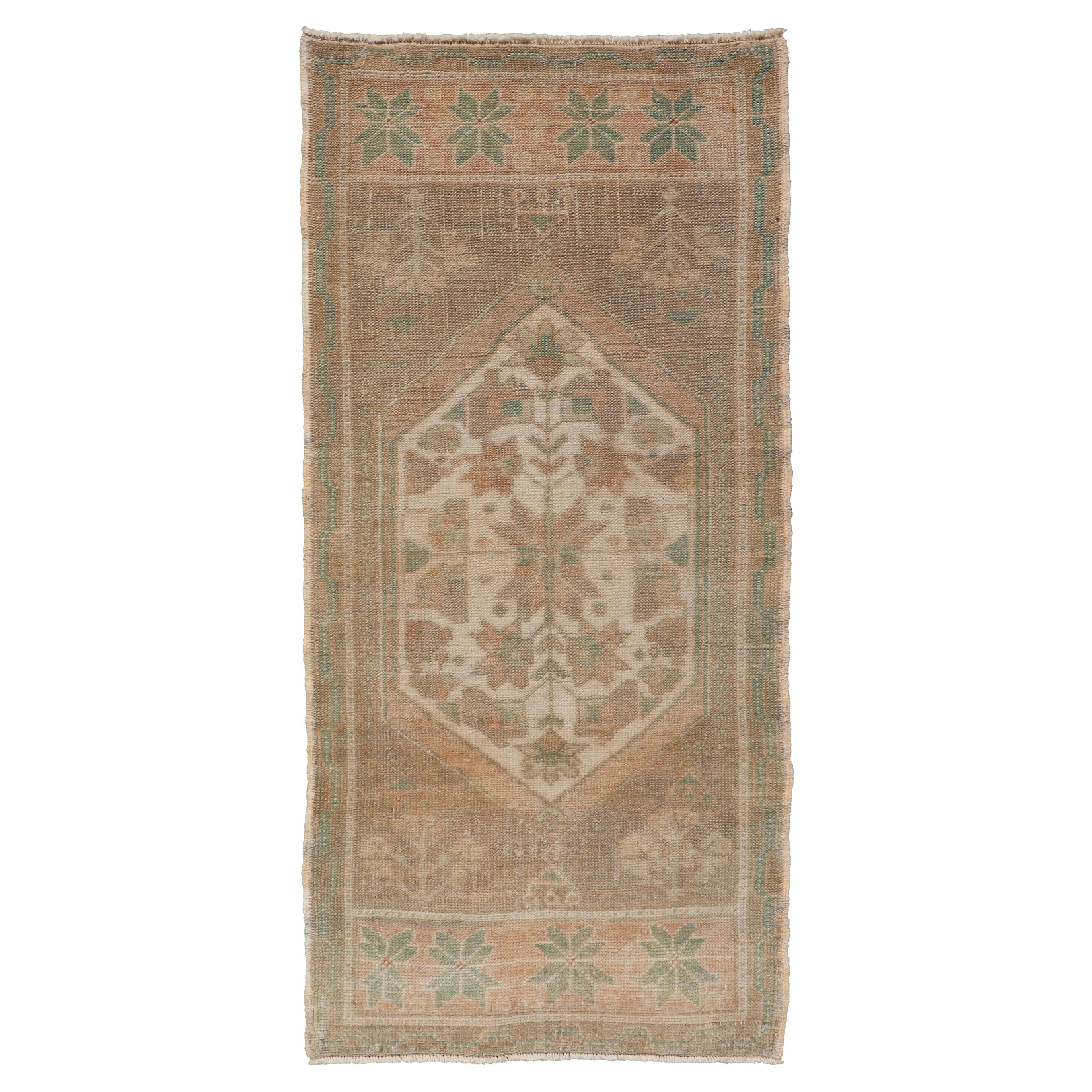 Alfombra turca Oushak vintage con diseño de medallón subgeométrico integral