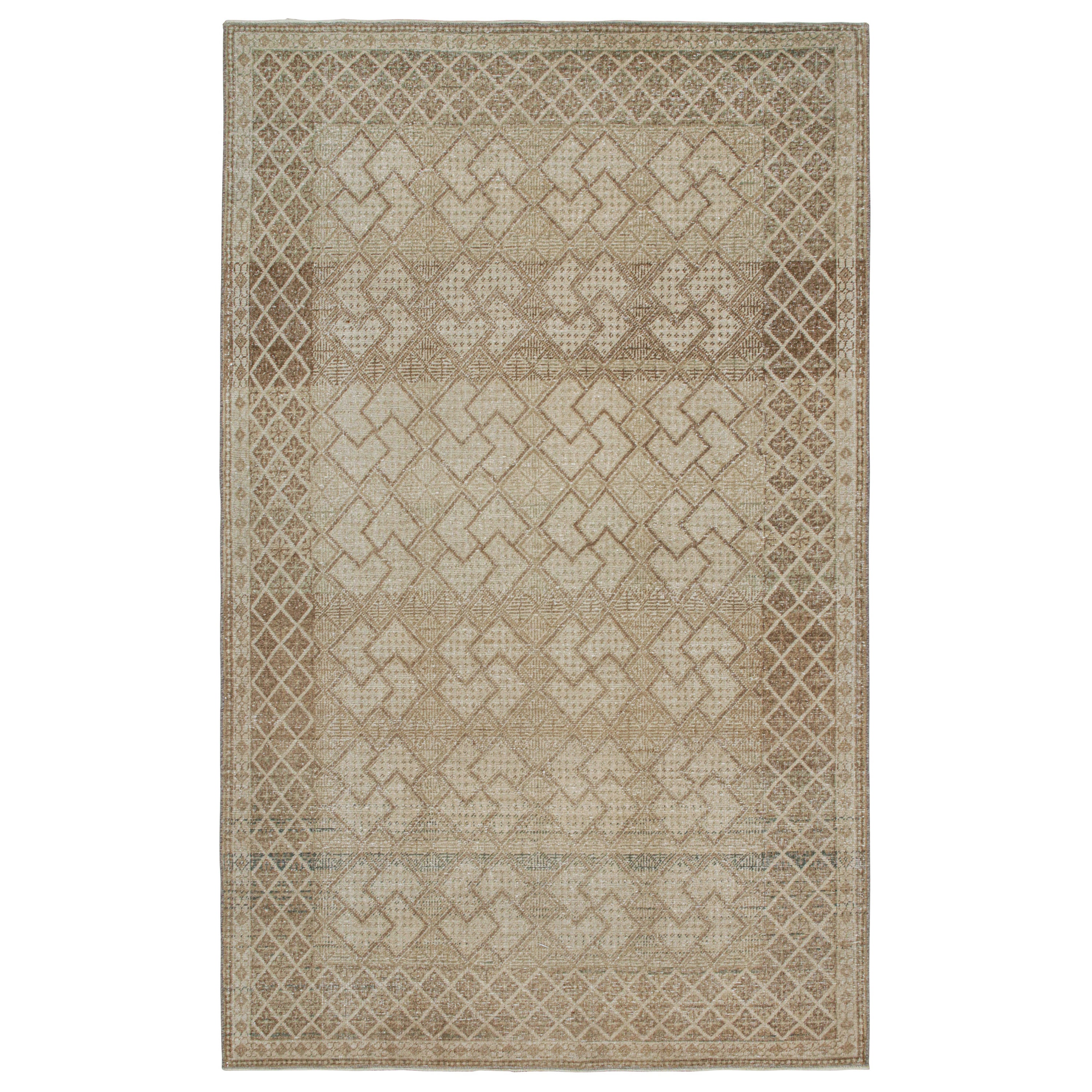 Vintage Zeki Müren Teppich in Beige-Braun-Muster von Rug & Kilim