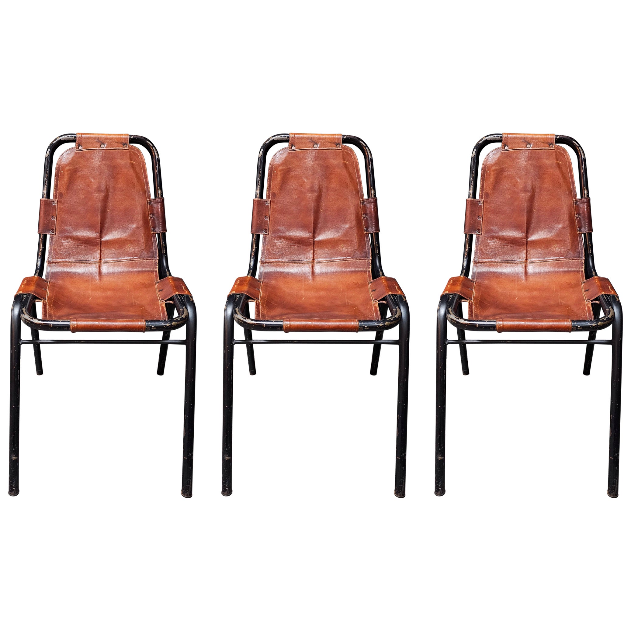 Ensemble de 3 chaises en cuir par DalVera dans le style de Charlotte Perriand, France, années 1950 en vente