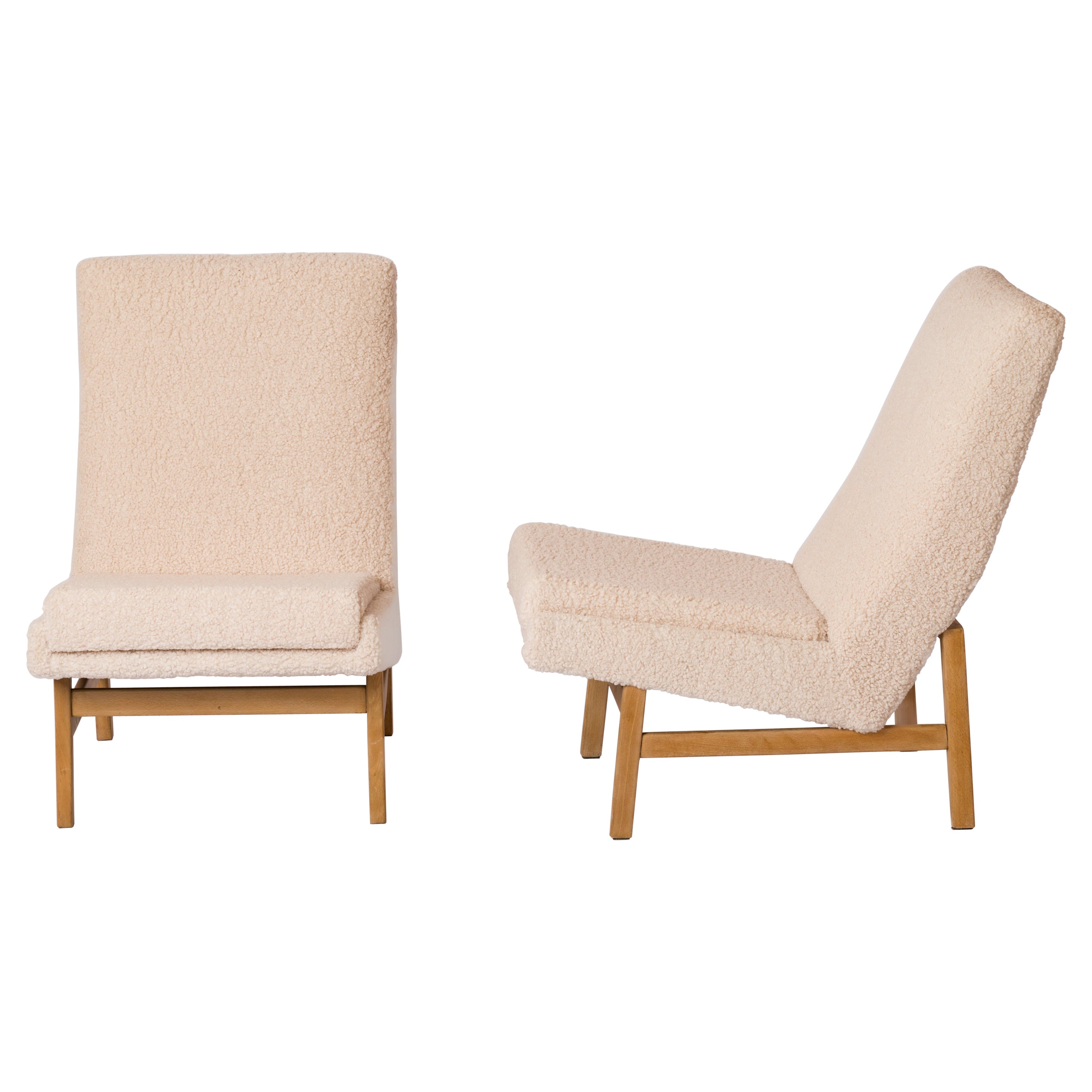 Ash & Cream Boucle Chairs by Guariche, Mortier, Motte for ARP, France, 1955 For Sale