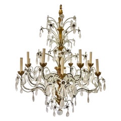 Lustre à douze lumières en bois doré, métal et cristal de roche italien du XVIIIe siècle