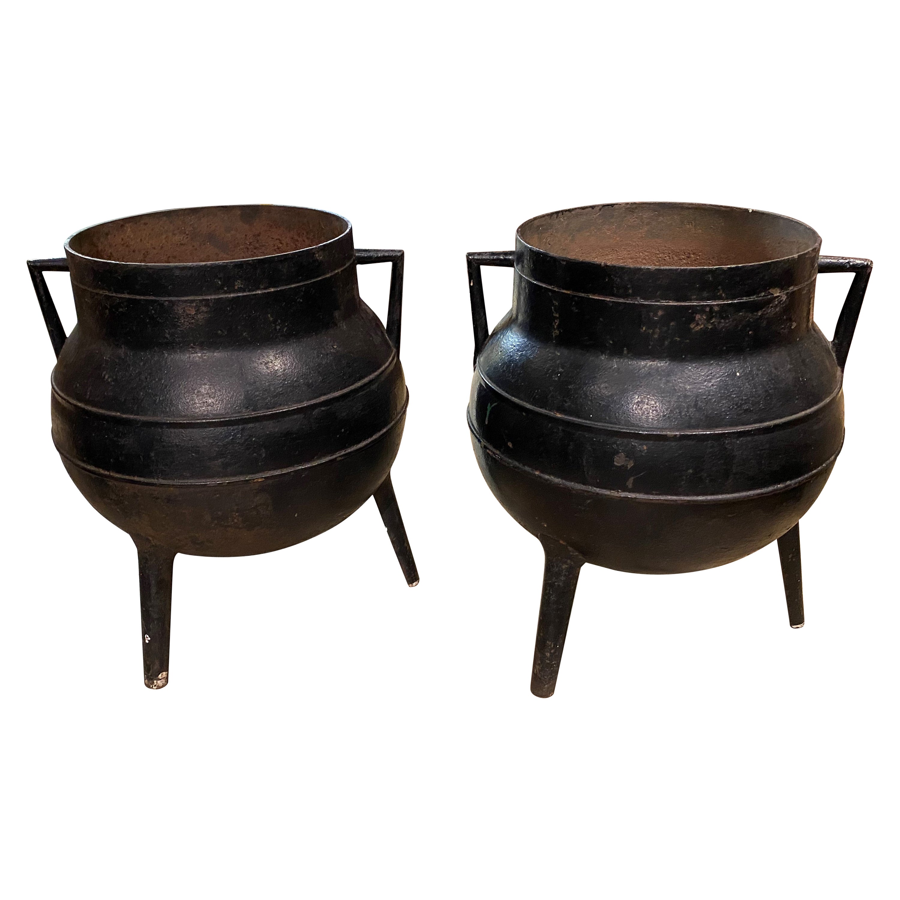 Pair of Ebonized Cast Iron Handled Cauldrons with Tripod Feet For Sale