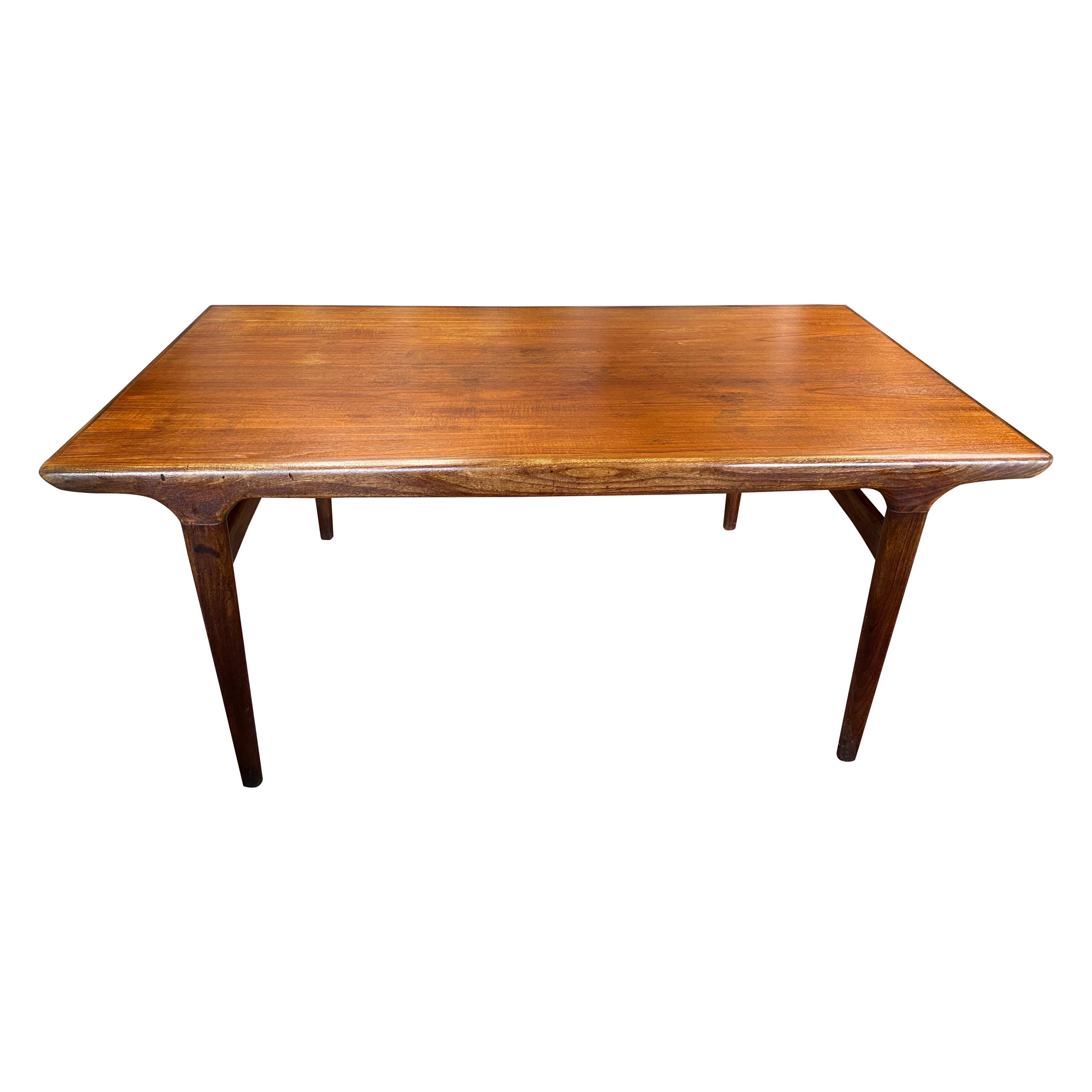Scandinavian Modern Dining Table by Johannes Andersen, circa 1960s For Sale