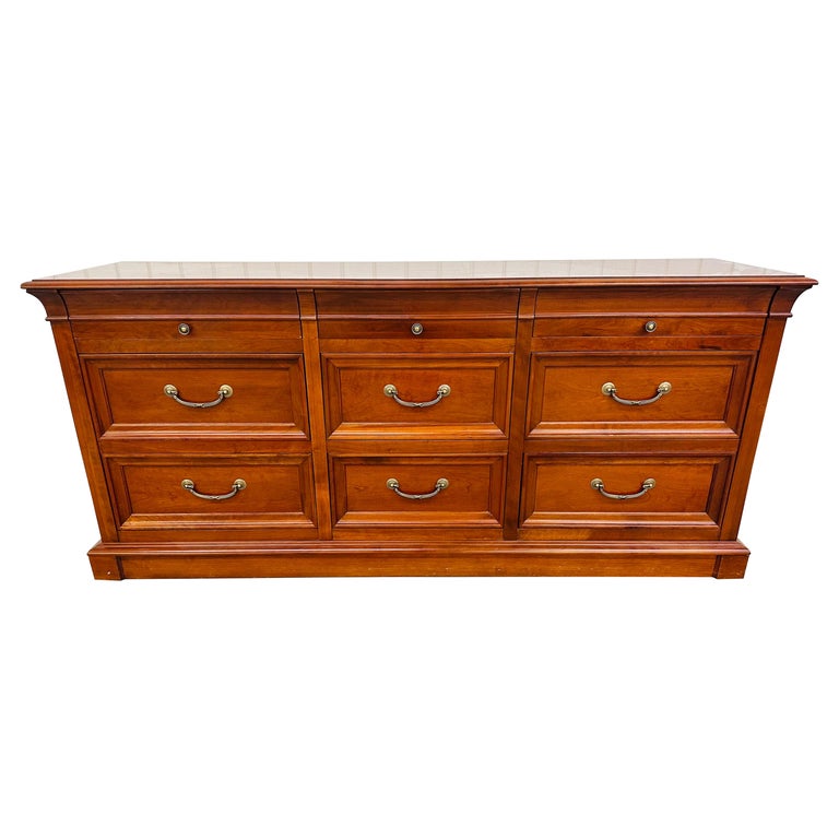 Vintage Ethan Allen Regency Style Medallion Cherry 9Drawer Dresser For