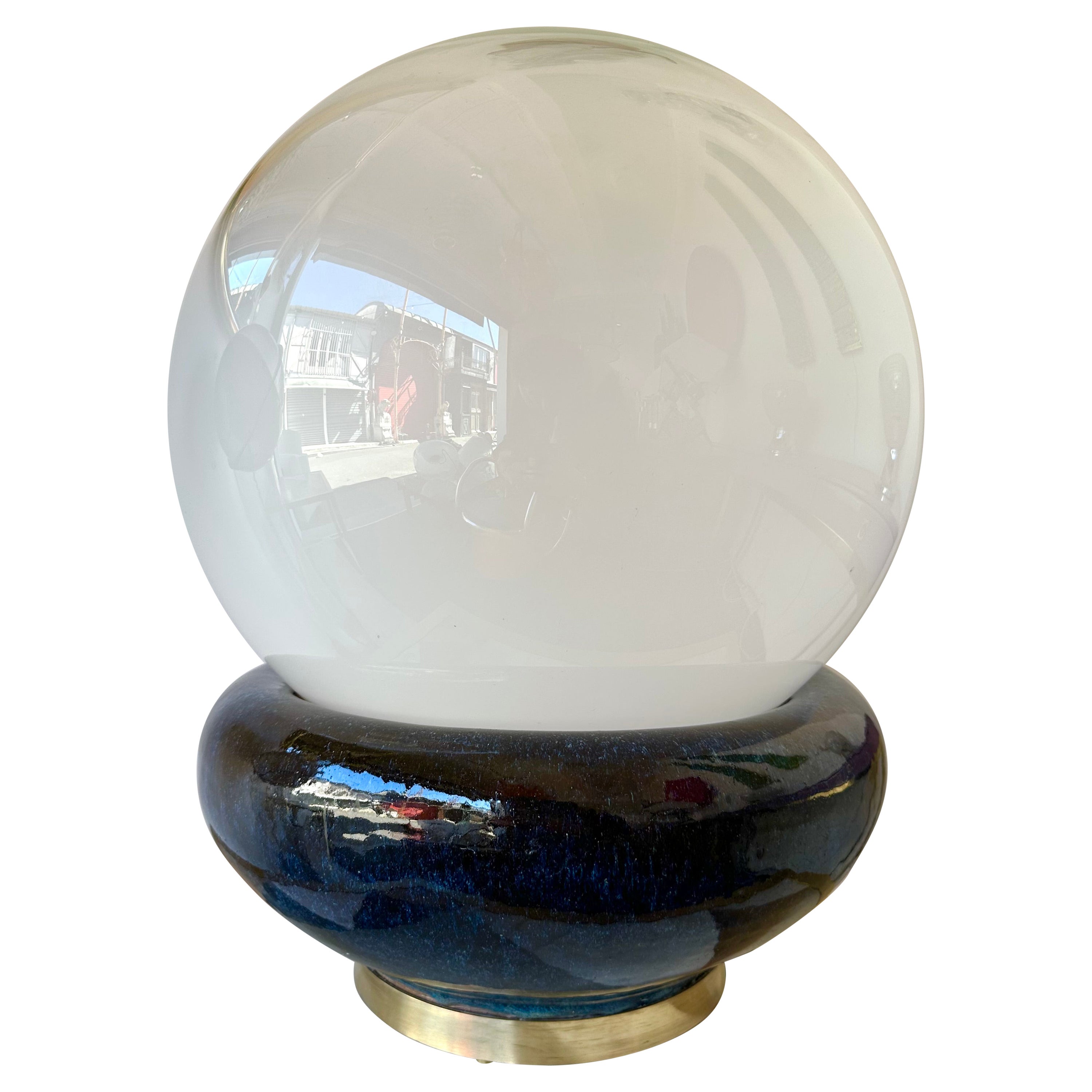 Grande lampe contemporaine en laiton, verre de Murano et céramique. Italie en vente