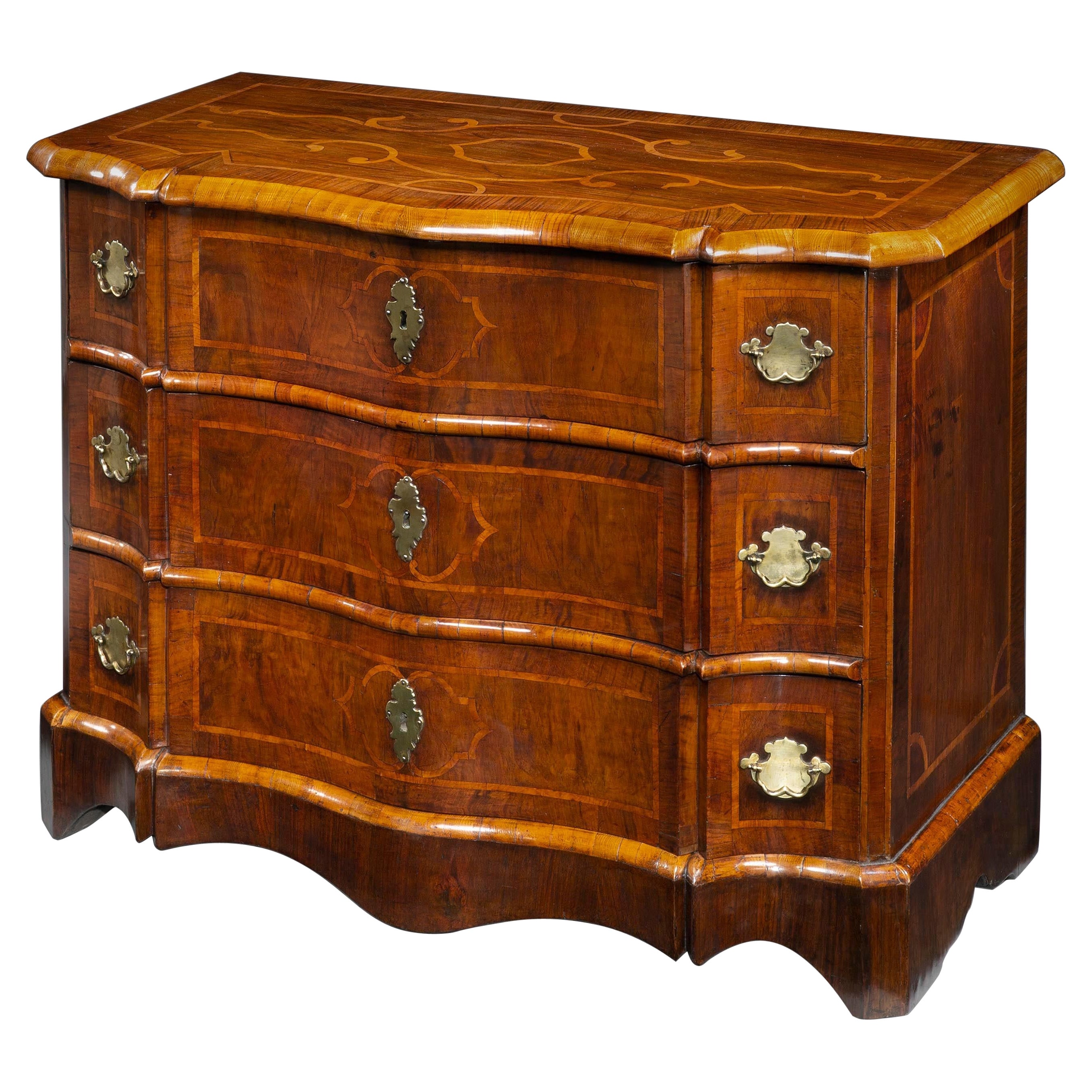 Commode Italian Venetian Baroque Burr Walnut Geometric Inlay Serpentine Front For Sale