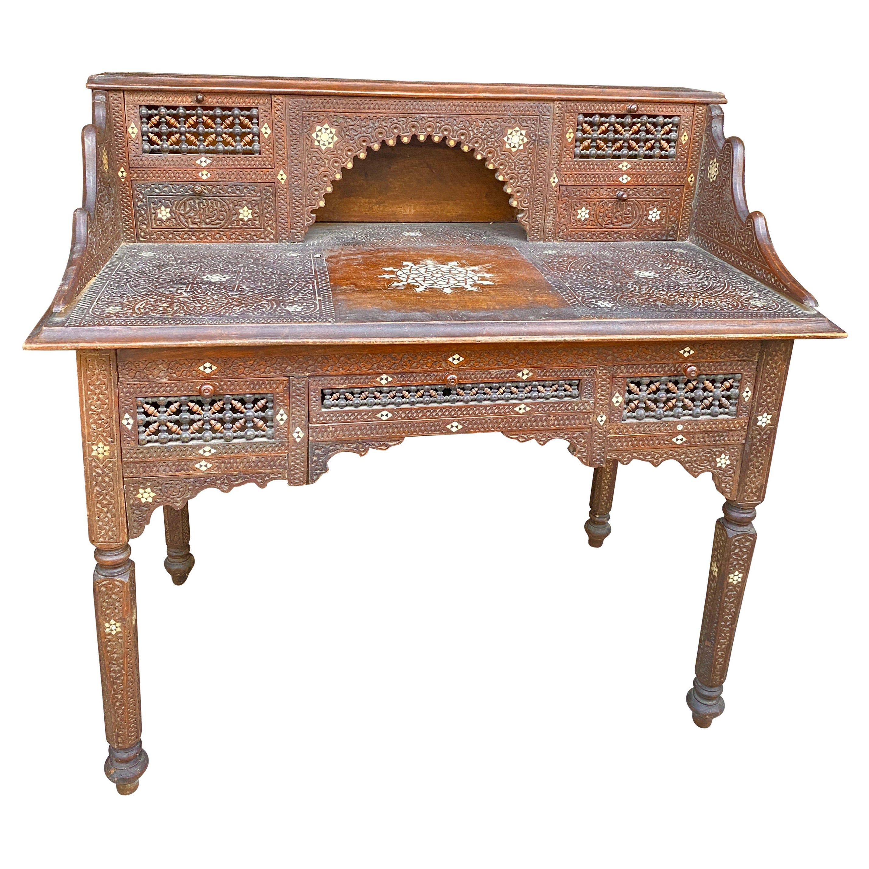 Antiker Schreibtisch und Stuhl mit Perlmuttintarsien im maurischen Stil