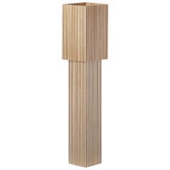 Parállilo Floor Lamp in Maple