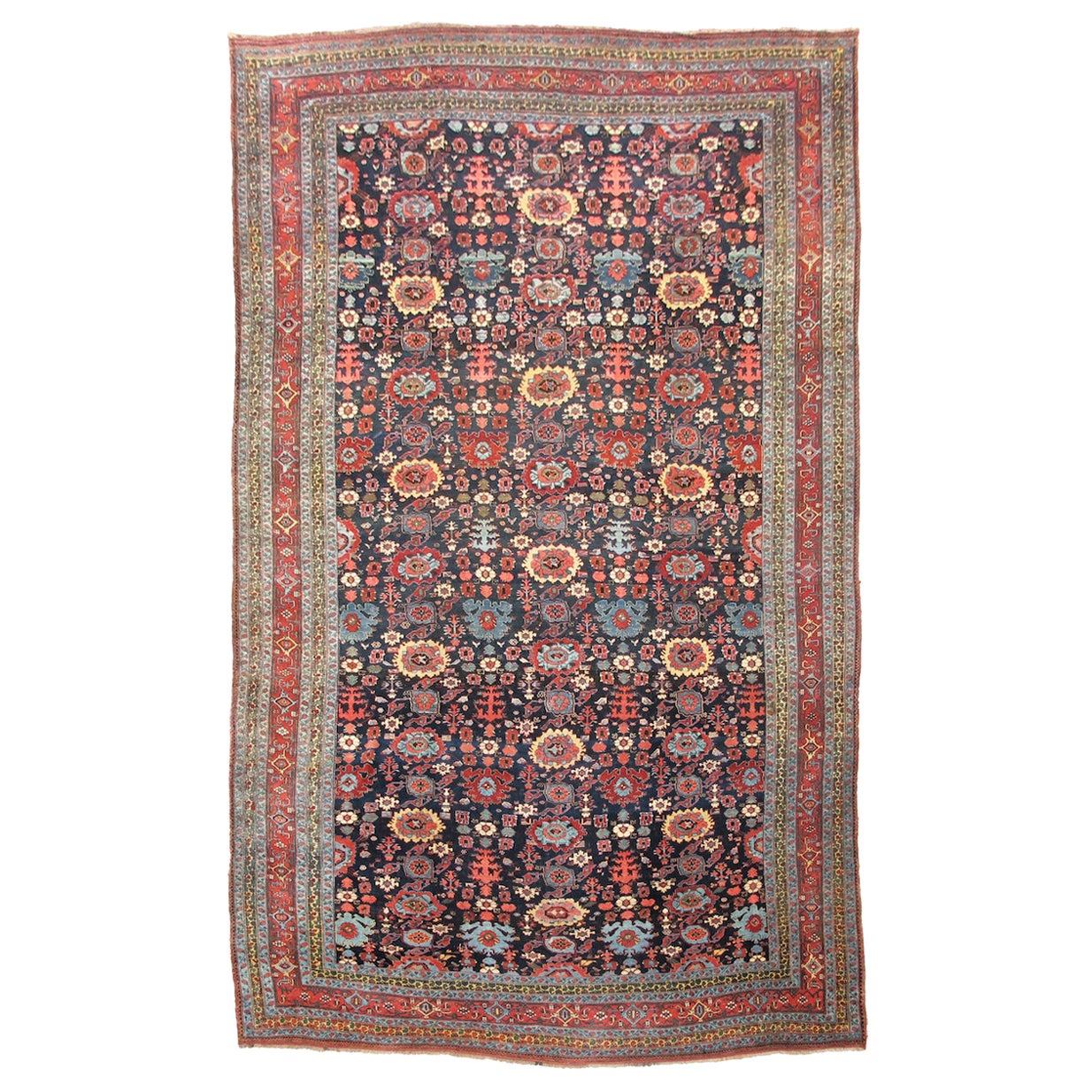 Large Antique Persian Bidjar Carpet, Late 19th Century For Sale