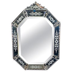 Miroir à perles émaillée de style Régence Louis XIV, miroir en verre gravé, Italie