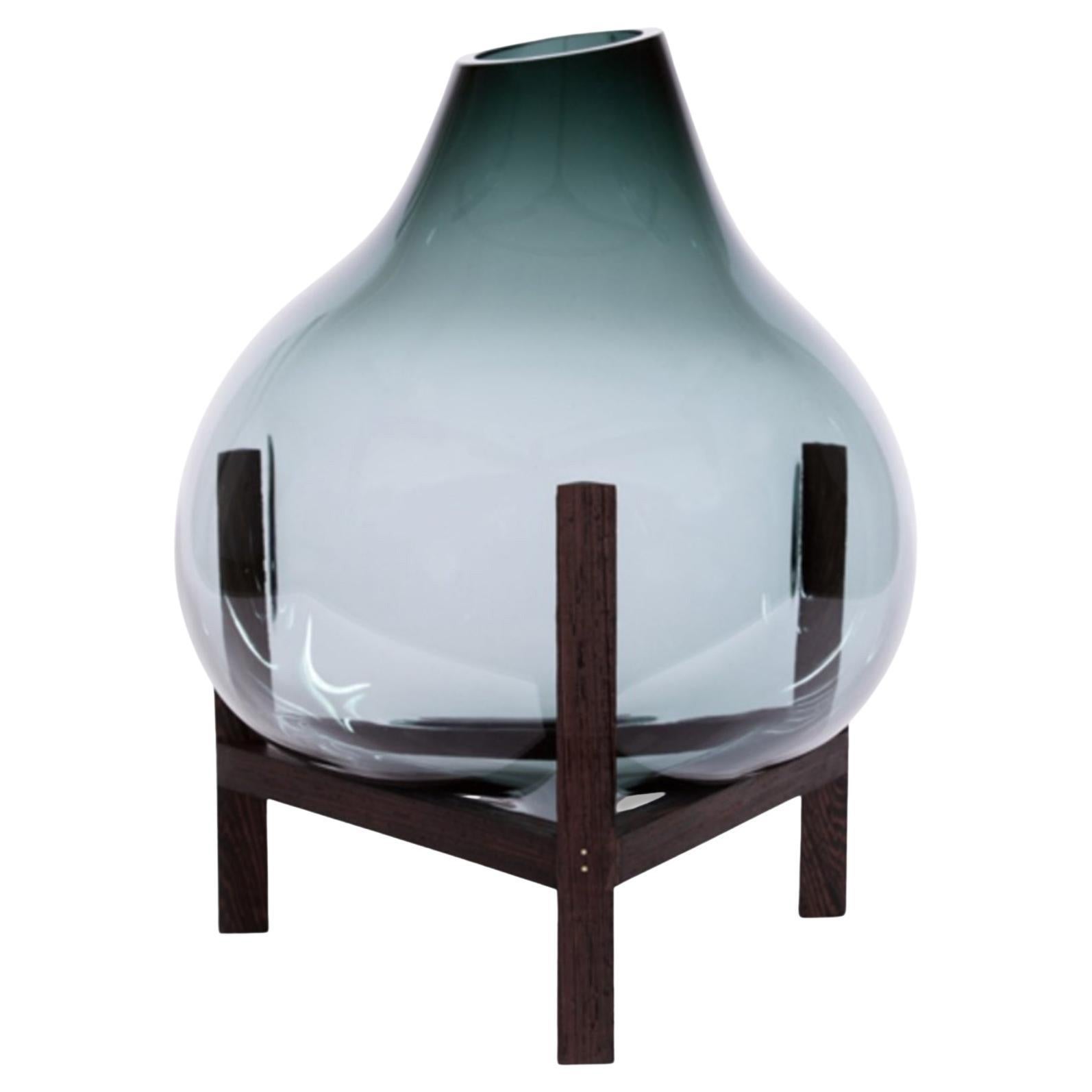 Vase triangulaire carré gris rond de Studio Thier & van Daalen en vente