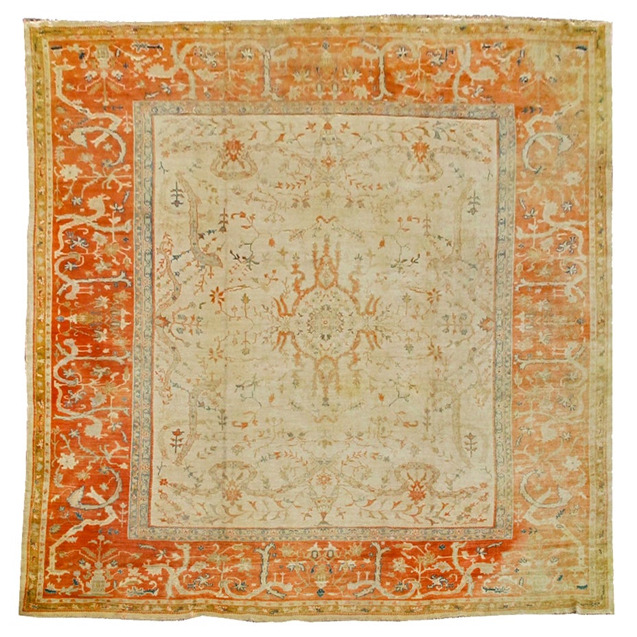 Grand tapis d'Anatolie surdimensionné, début du 20e siècle en vente