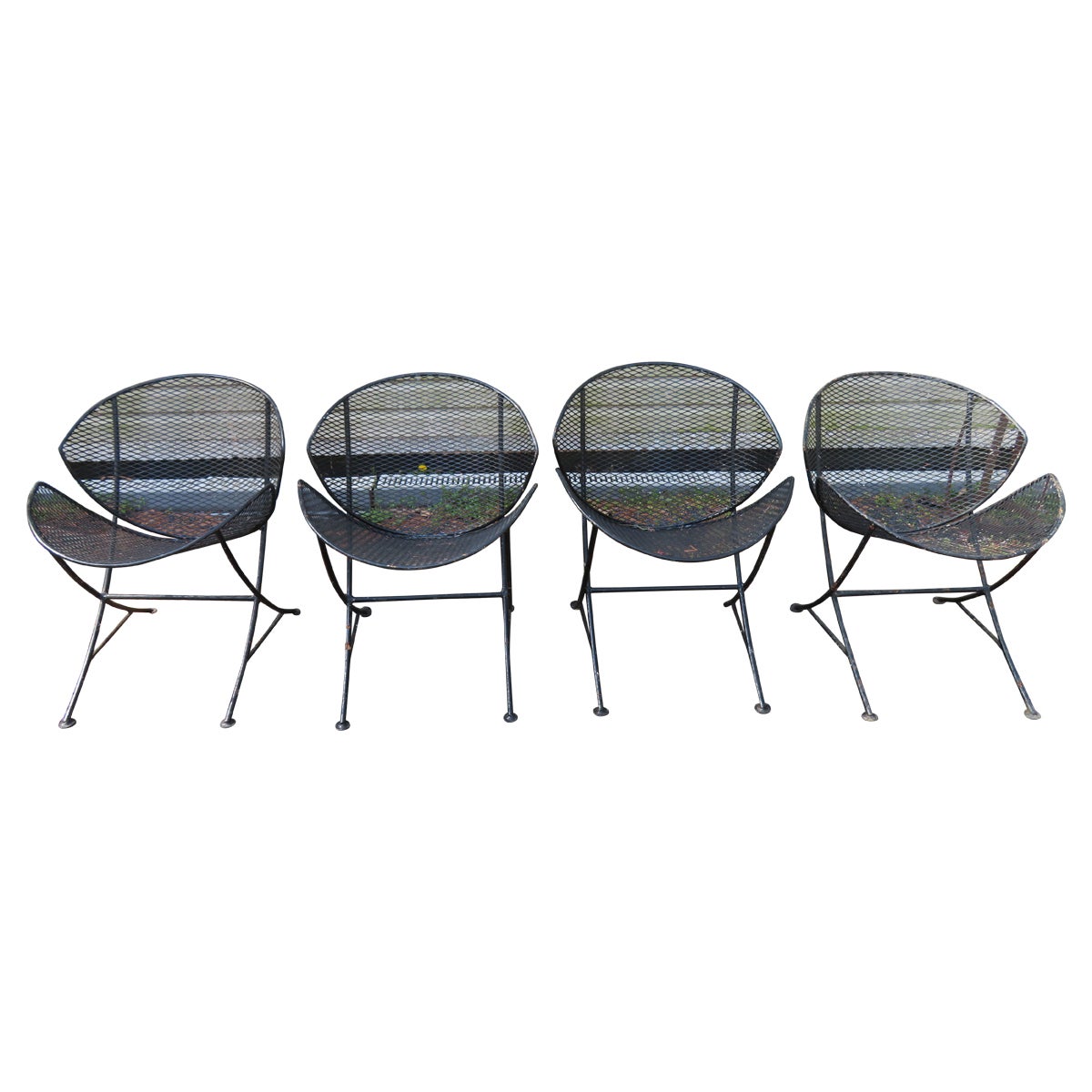 Fantastique ensemble de 4 chaises de patio en fer coquillage Maurizio Tempestini pour Salterini Clam