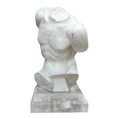 Escultura Torso Masculino de Madera Tallada Italiana Vintage sobre Base Acrílica