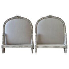 Paar französische geschnitzte Rosen und bemalte Doppelbettrahmen + 1 TWIN FRENCH BED