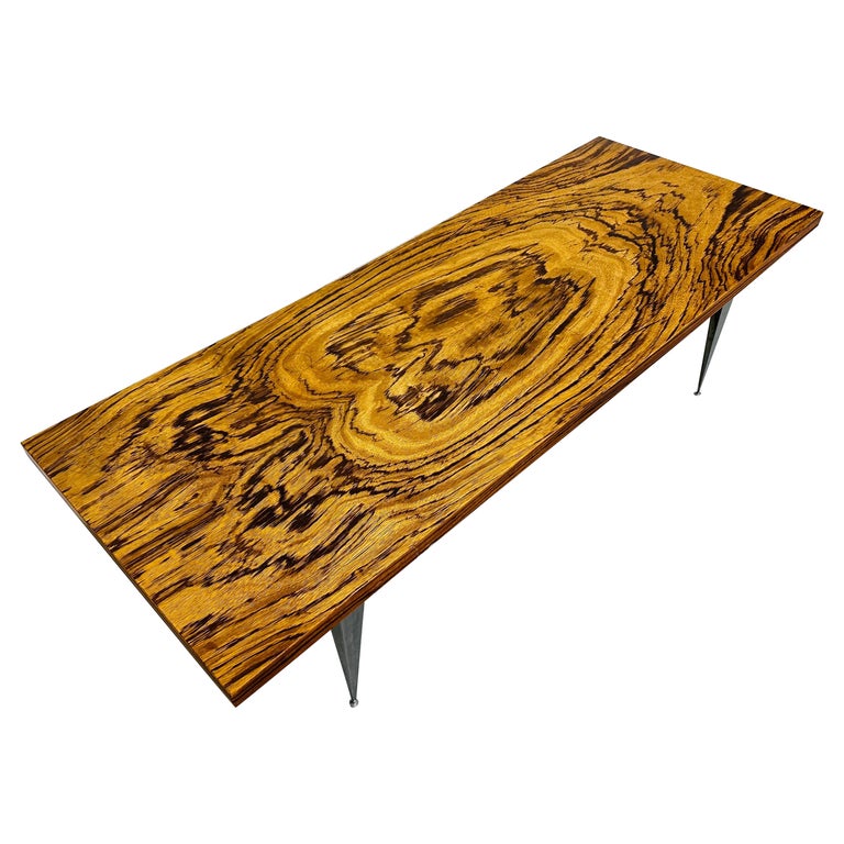 Vintage Modern Rosewood Coffee Table For Sale at 1stDibs