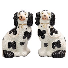 Pair of 19th Century English Staffordshire Spaniel Dogs Figurines