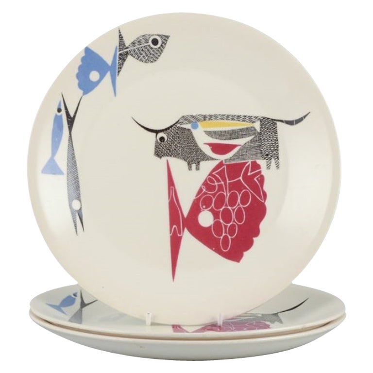 Figgjo Flint, Norway, Three "a La Carte" Faience Plates, 1960-1970s For Sale